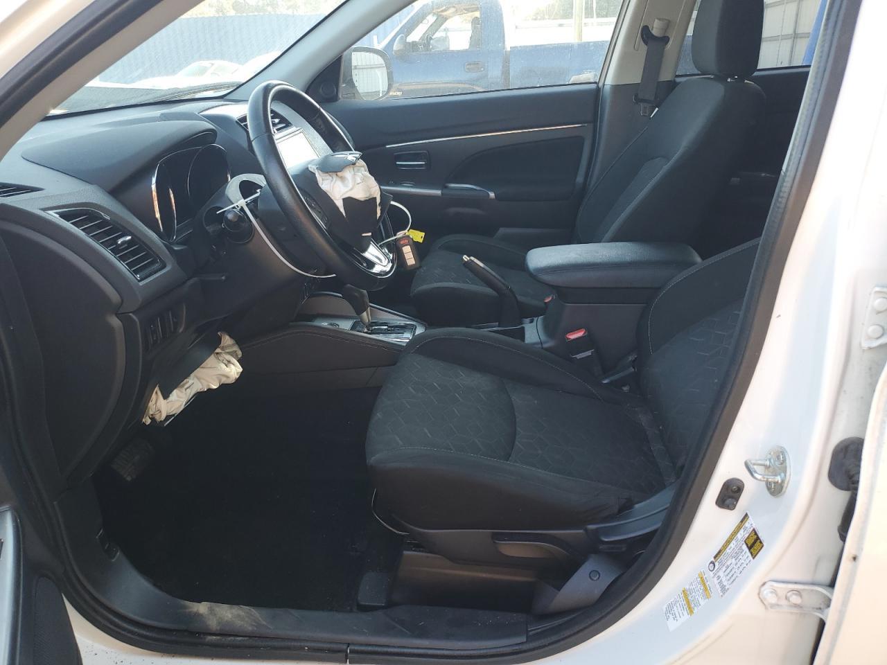 2020 Mitsubishi Outlander Sport Es - Фото 7