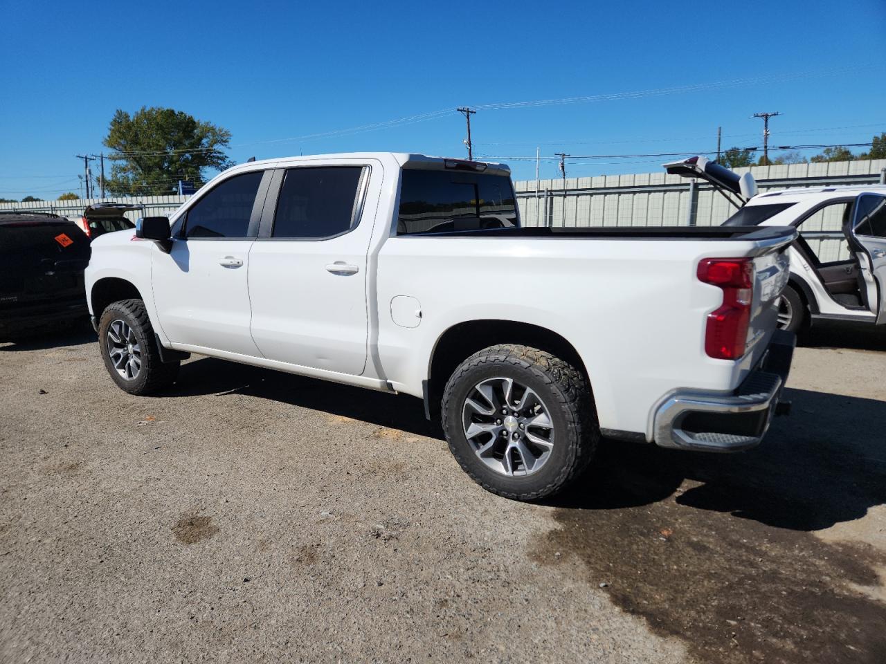 2020 Chevrolet Silverado K1500 Lt - Фото 2