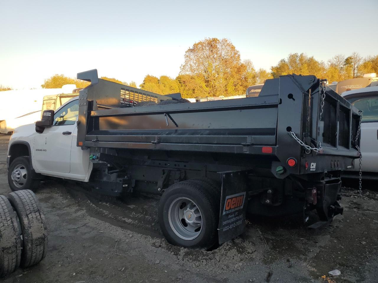 2024 Chevrolet Silverado Dump Truck - Image 2