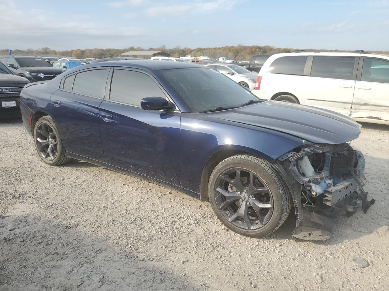 2017 Dodge Charger Sxt - Фото 4