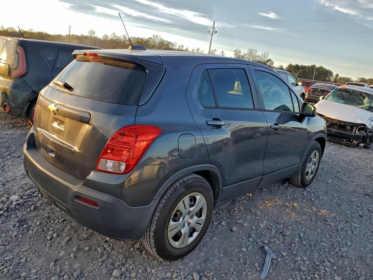 2016 Chevrolet Trax Ls - Фото 3