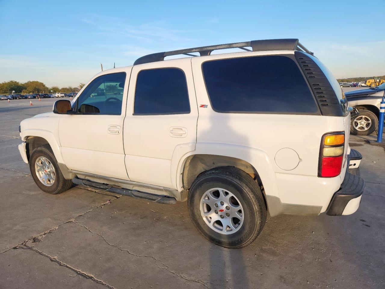 2005 Chevrolet Tahoe K1500 - Фото 2