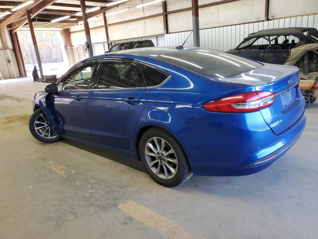 2017 Ford Fusion Se - Image 2