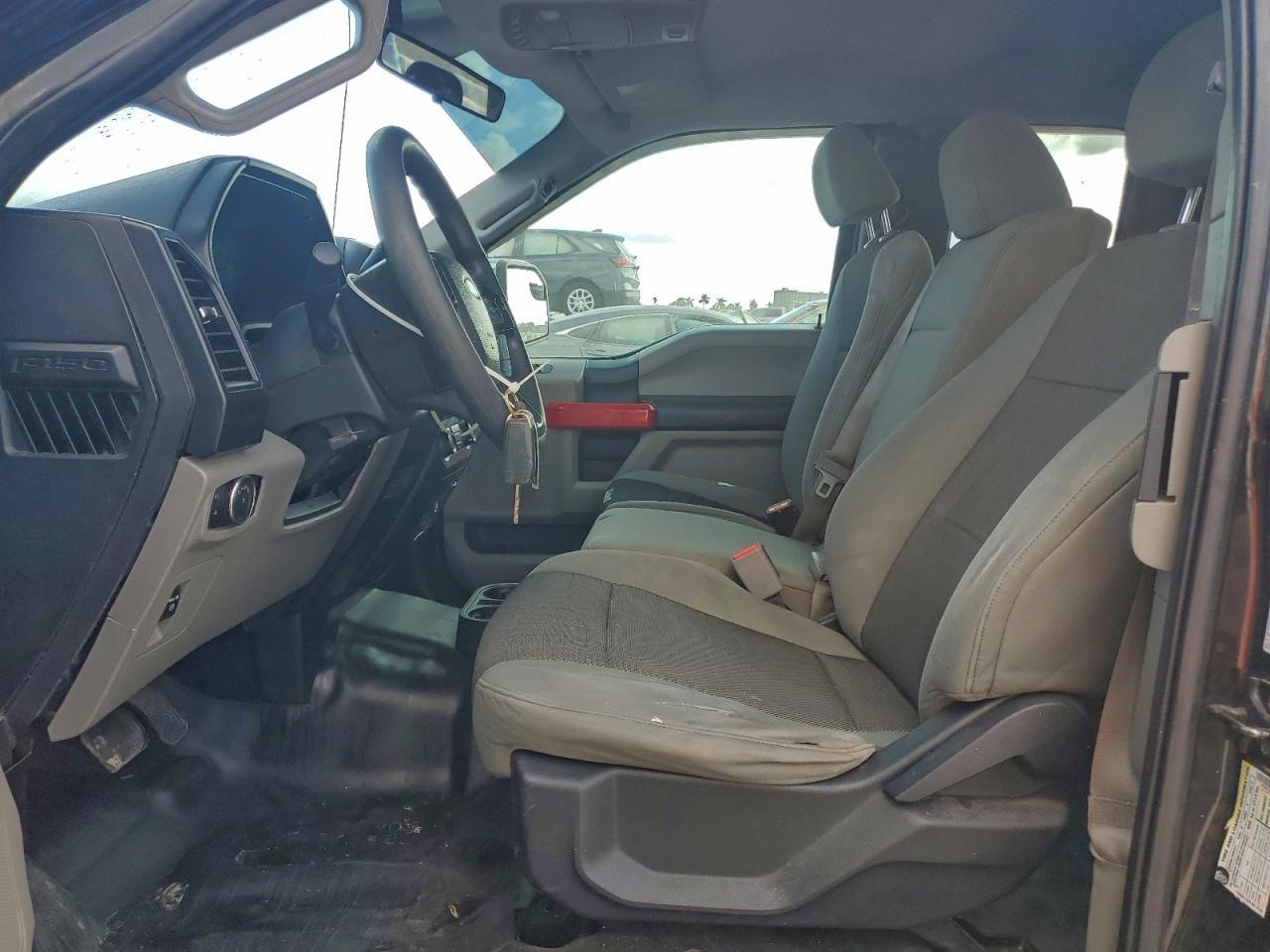 2016 Ford F150 Super Cab - Image 7