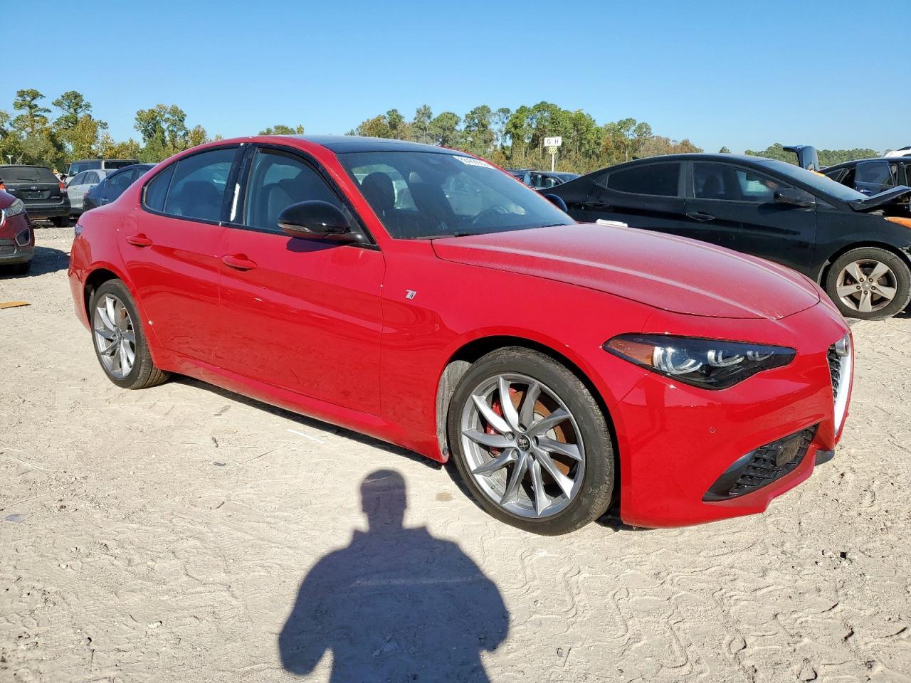 2024 Alfa Romeo Giulia Ti - Image 4