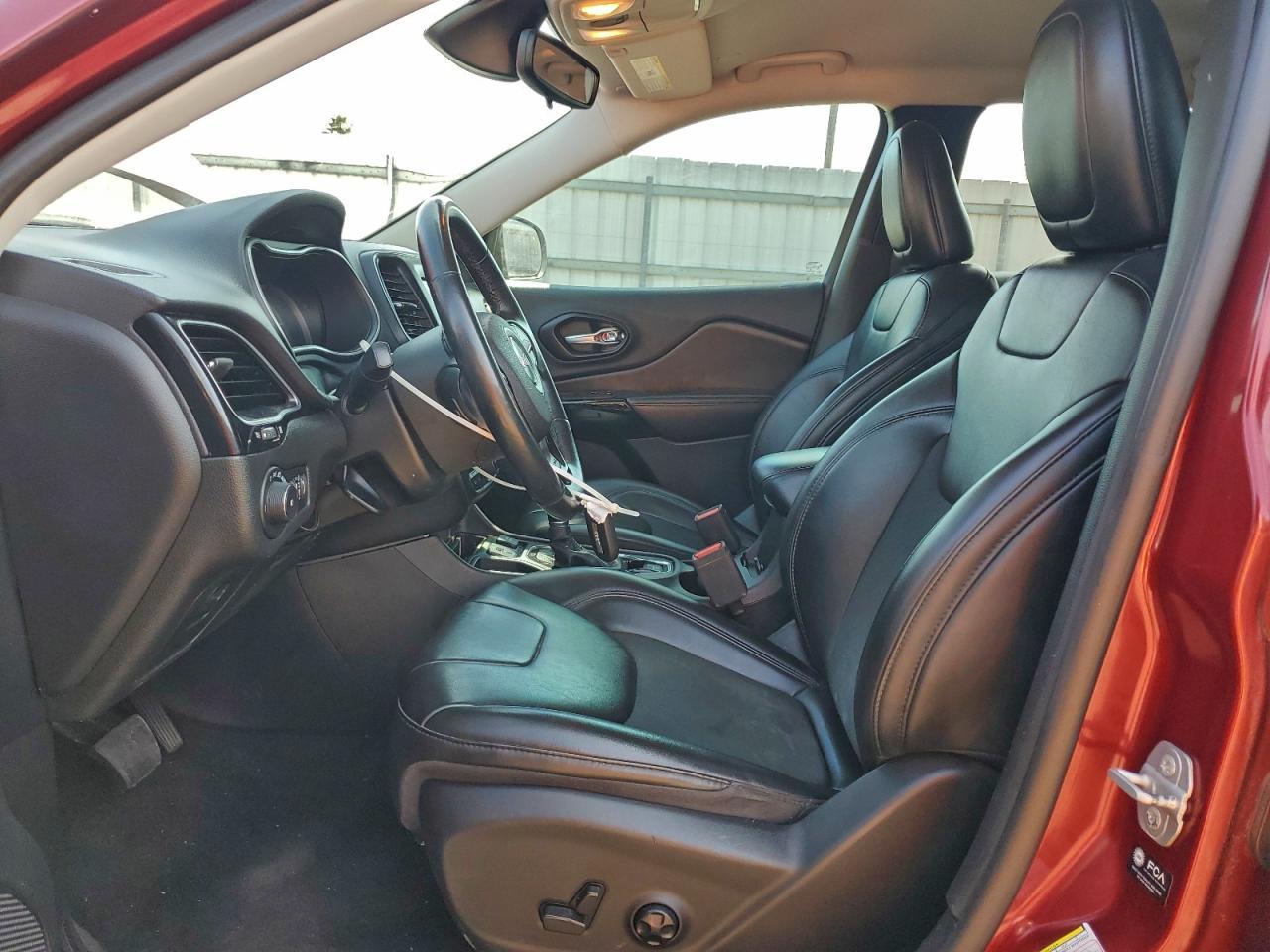 2021 Jeep Cherokee Latitude Plus - Image 7