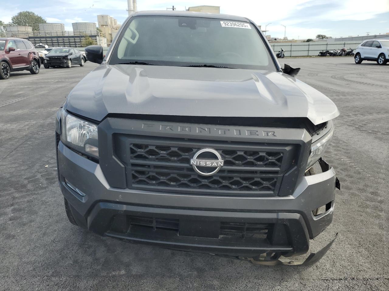 2022 Nissan Frontier S - Image 5