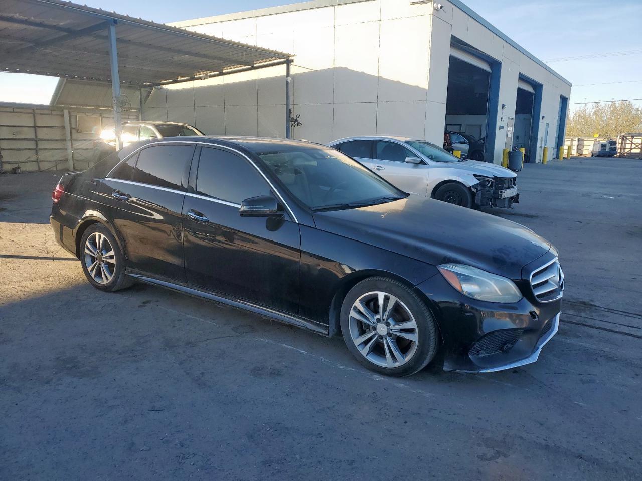 2016 Mercedes-Benz E 350 - Фото 4