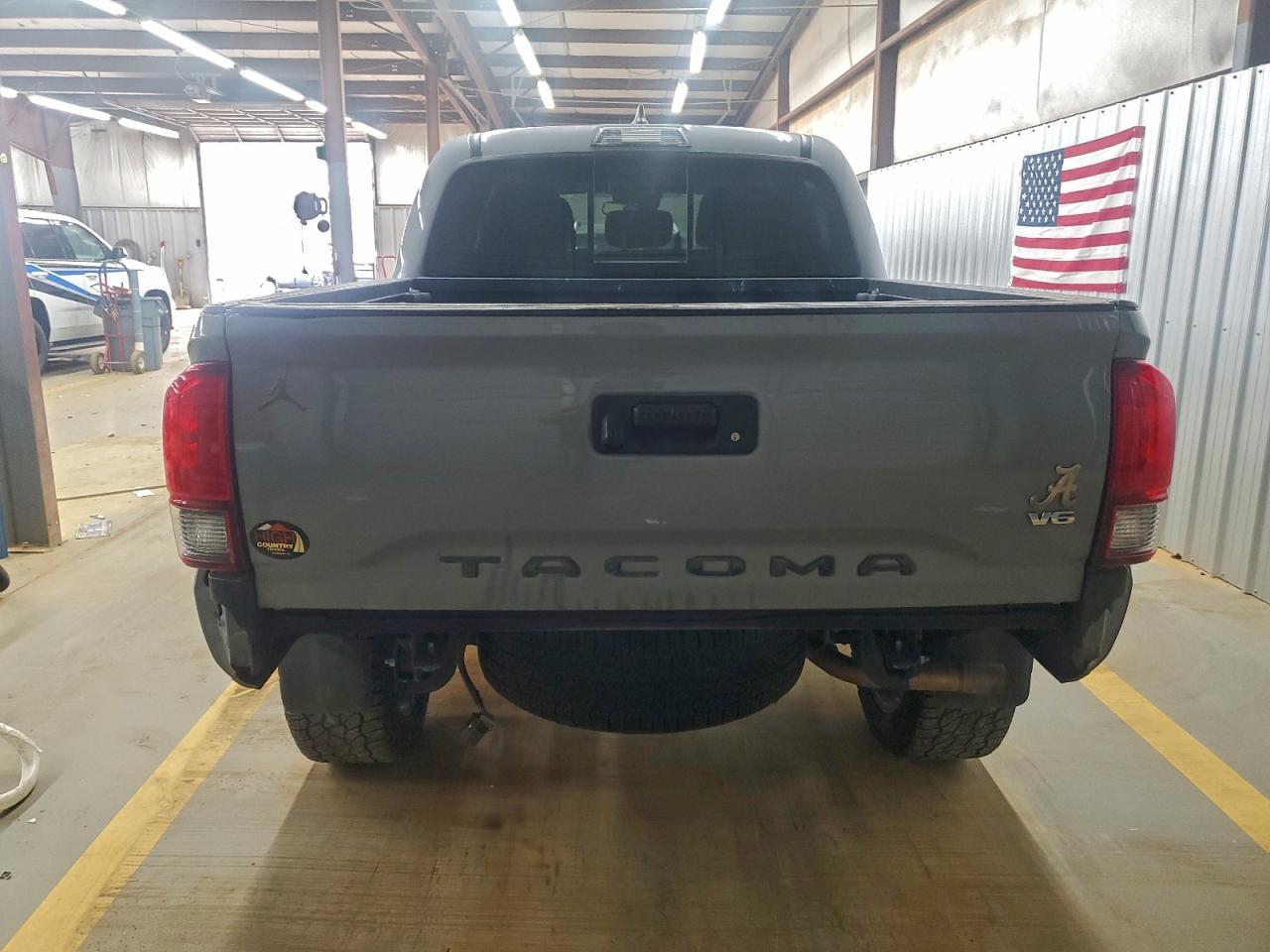 2019 Toyota Tacoma Double Cab - Фото 6