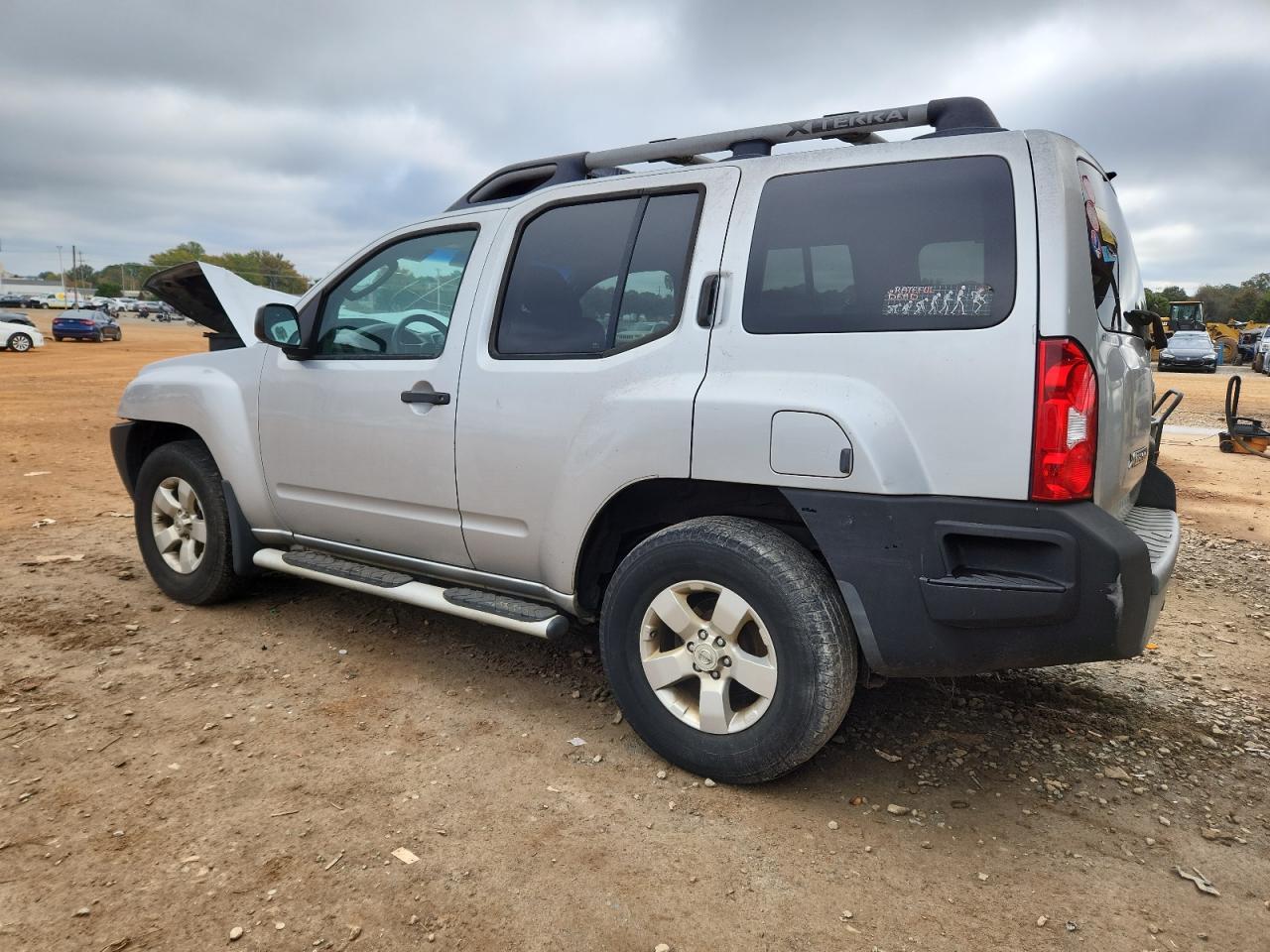 2010 Nissan Xterra Off Road - Фото 2