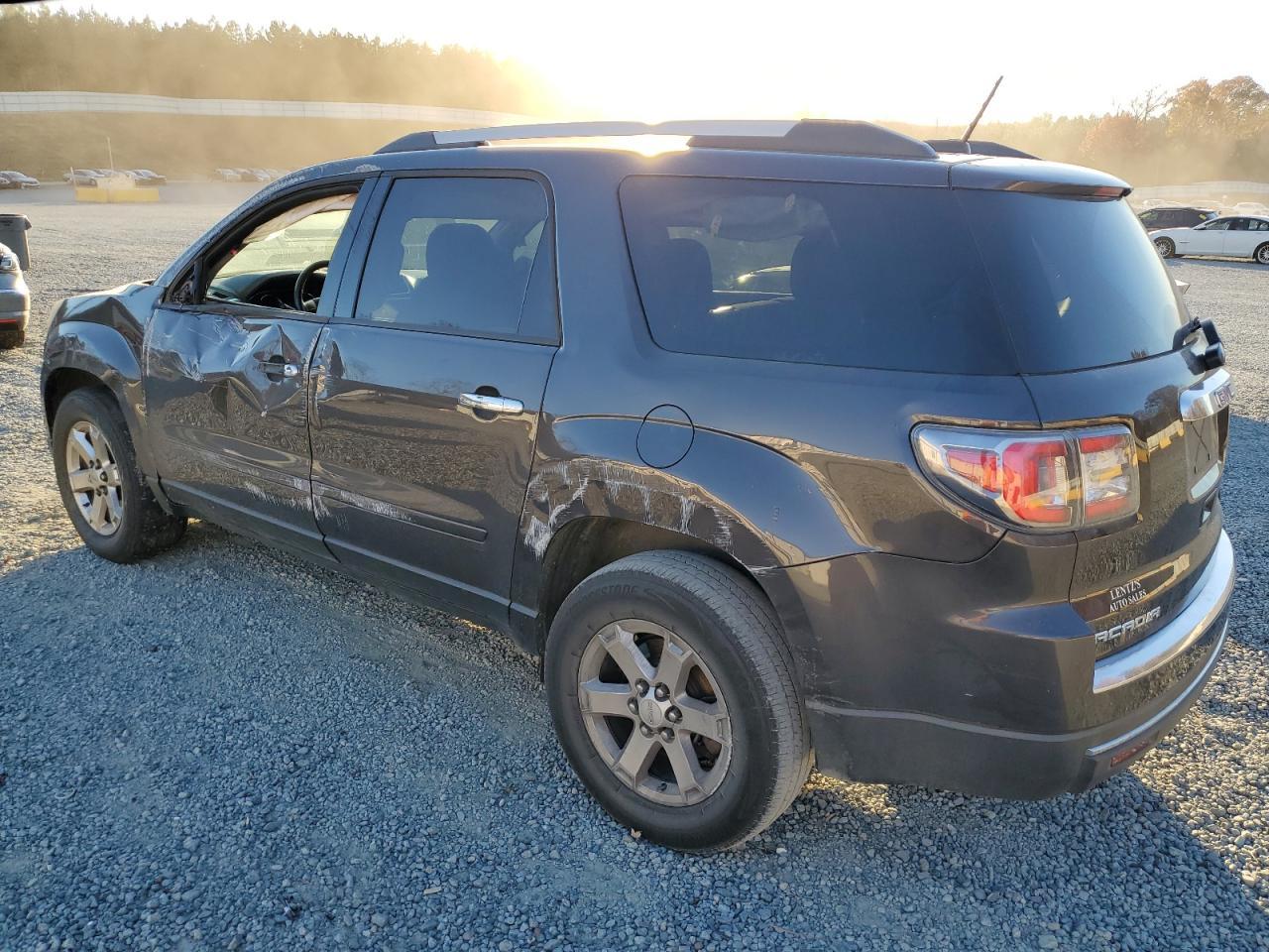 2016 GMC Acadia Sle - Image 2