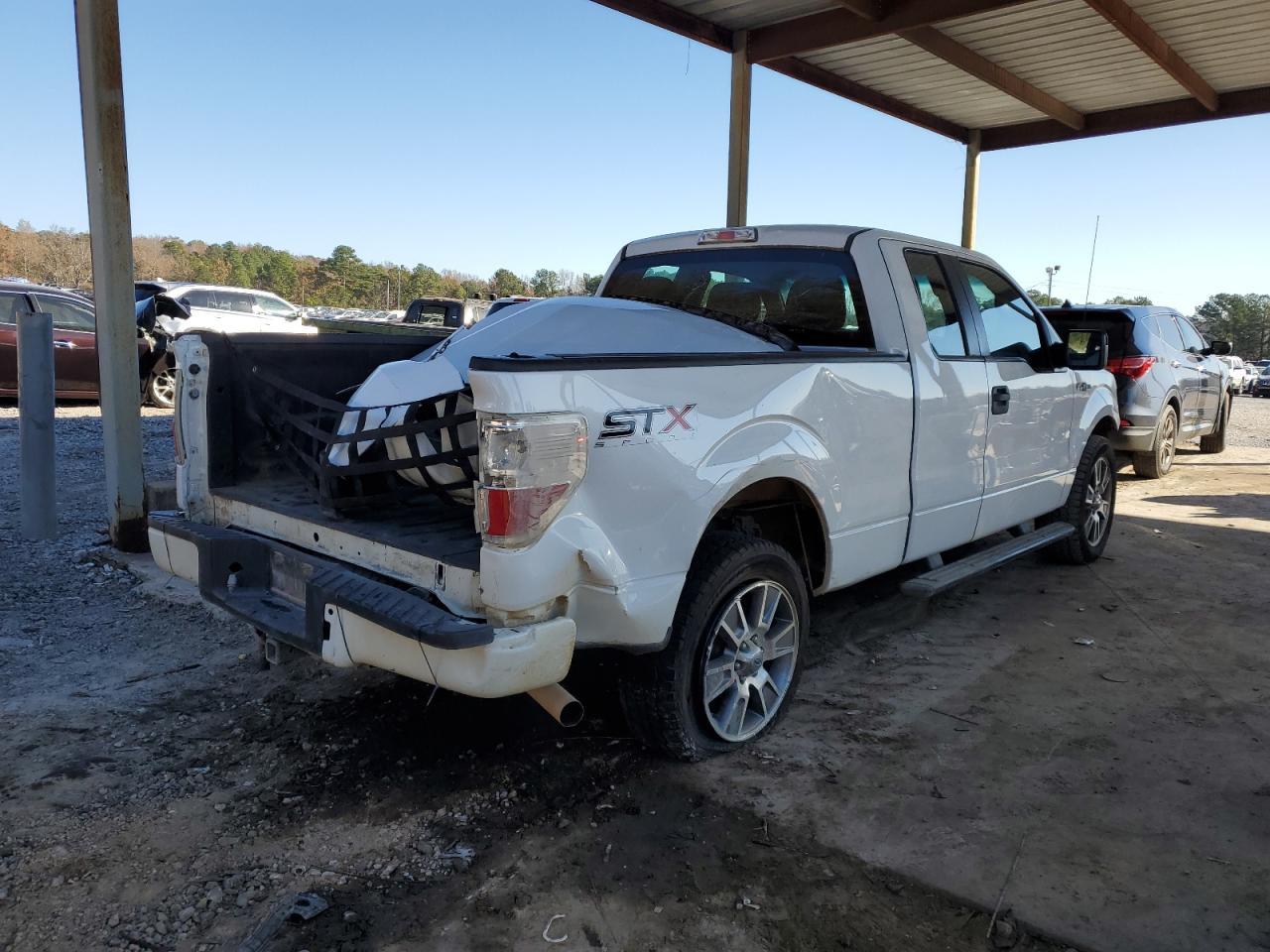 2014 Ford F150 Super Cab - Image 3