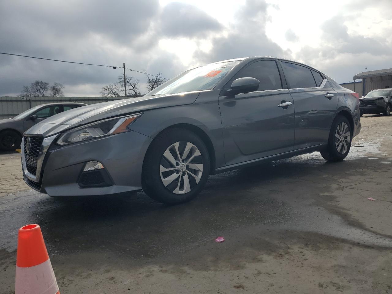 2019 Nissan Altima S