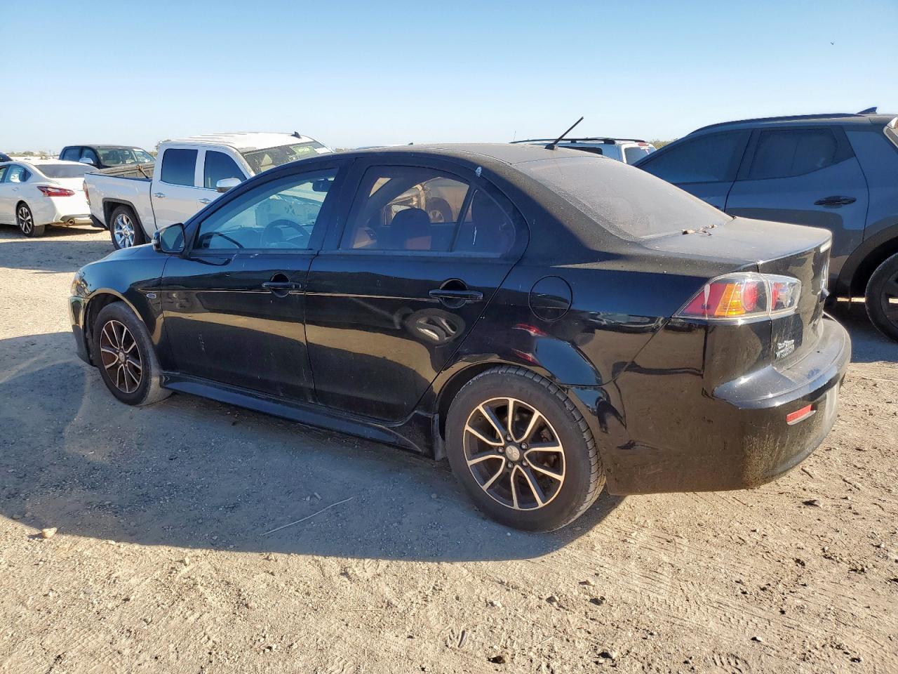 2017 Mitsubishi Lancer Es - Фото 2