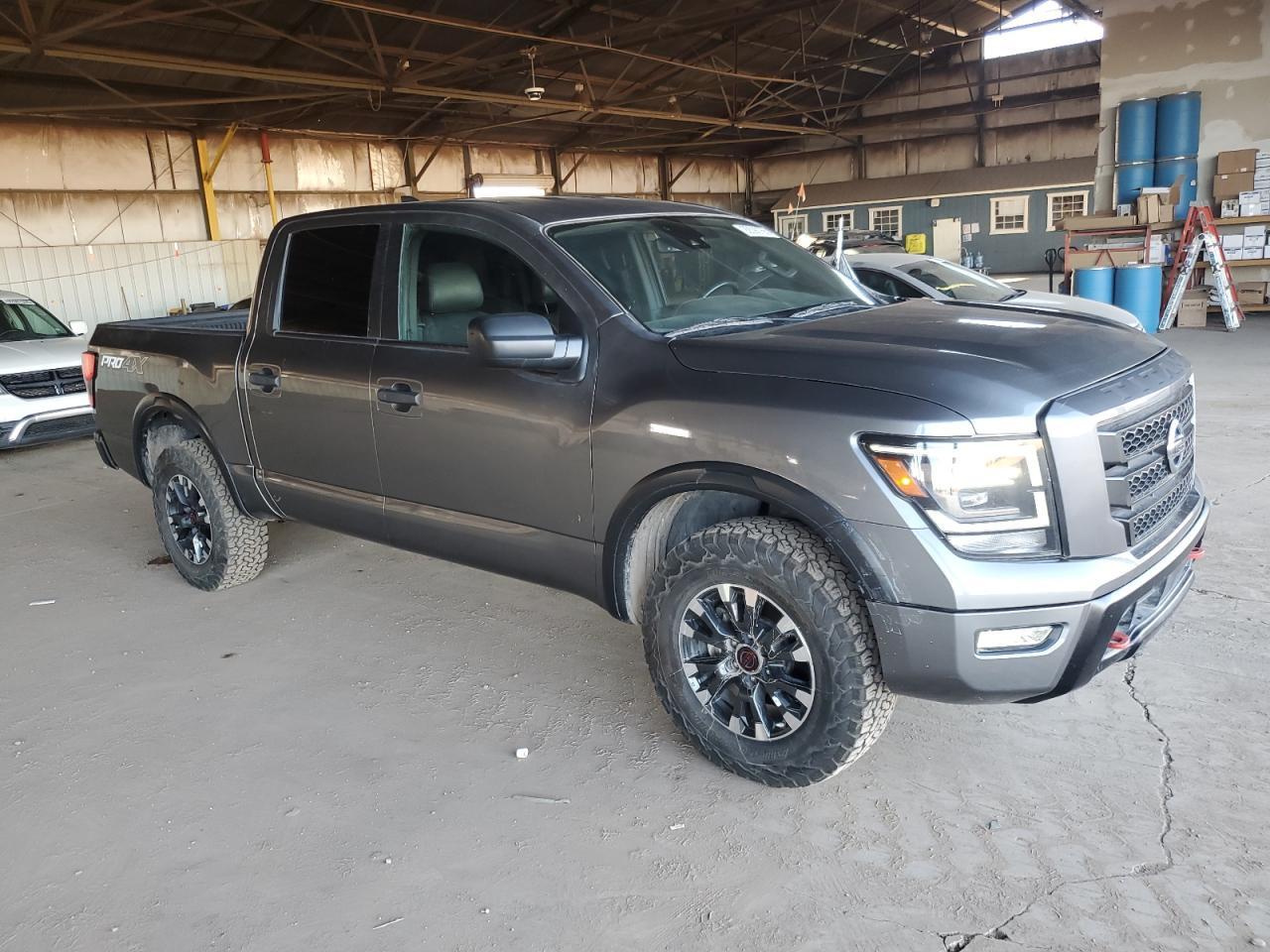 2024 Nissan Titan Pro-4X - Image 4