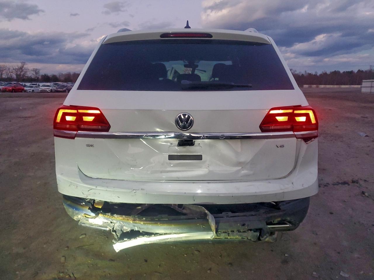 2018 Volkswagen Atlas Se - Image 6