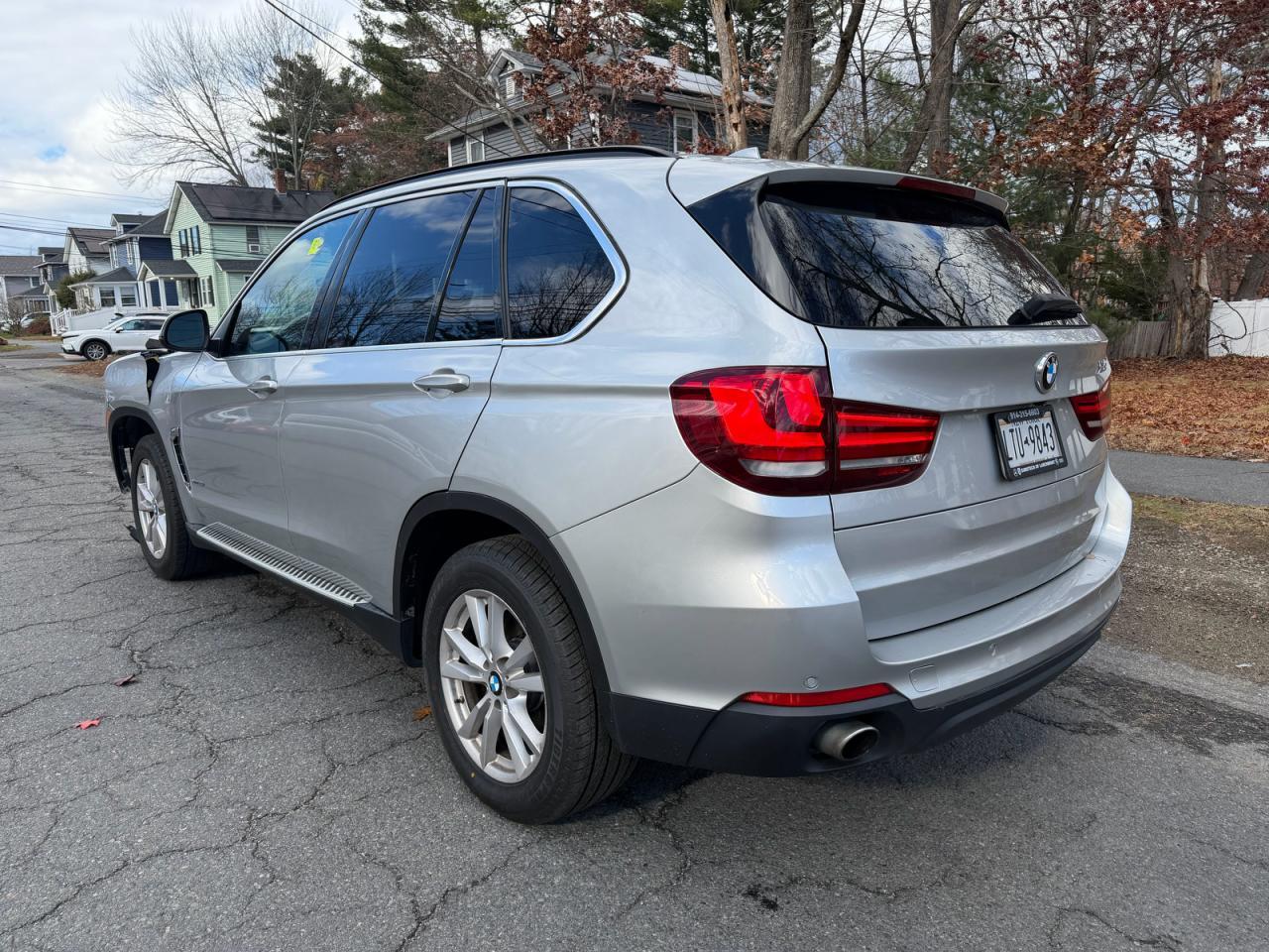 2015 BMW X5 xDrive35I - Фото 4