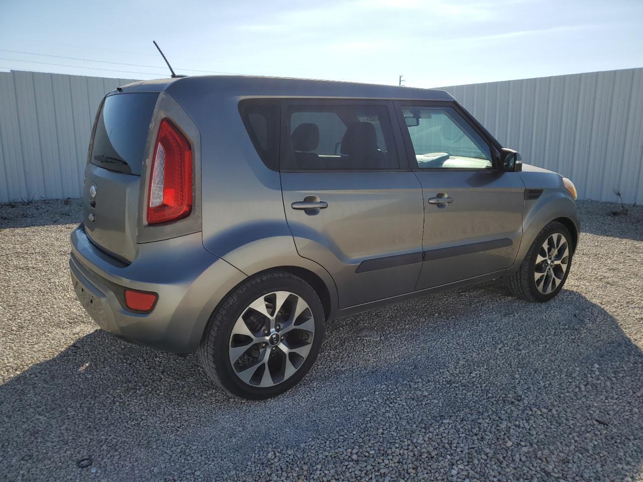 2013 Kia Soul - Фото 3