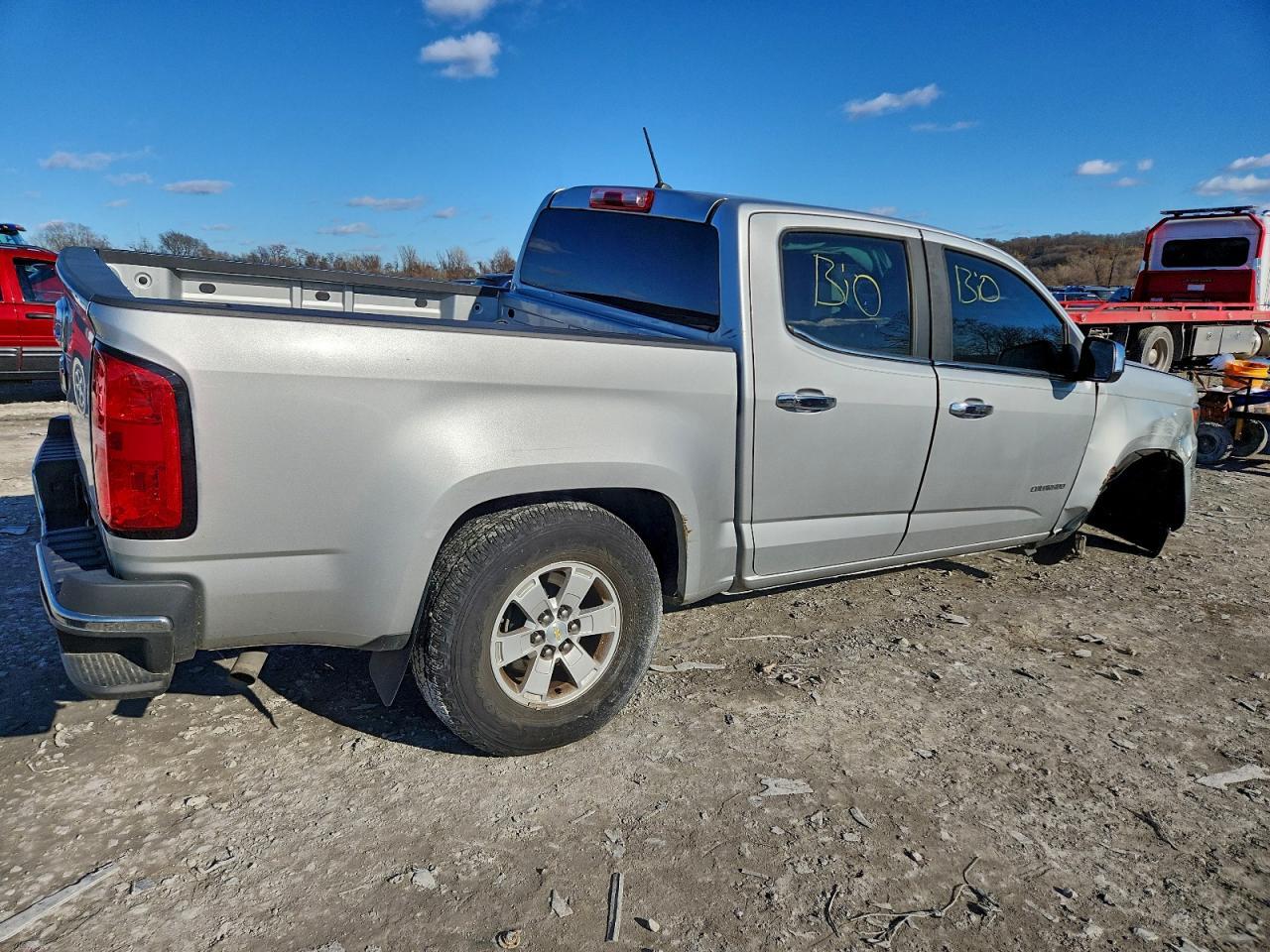 2018 Chevrolet Colorado - Image 3