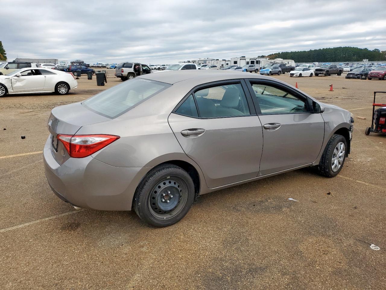 2014 Toyota Corolla L - Фото 3