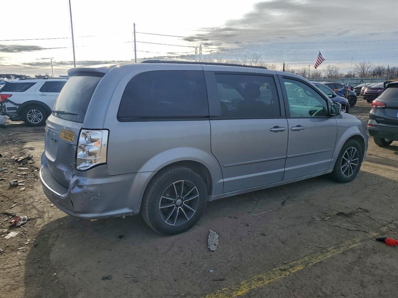 2017 Dodge Grand Caravan Gt - Фото 3