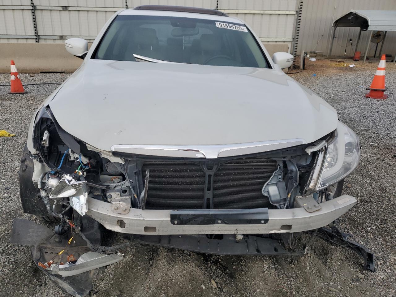 2012 Hyundai Genesis 3.8L - Фото 5