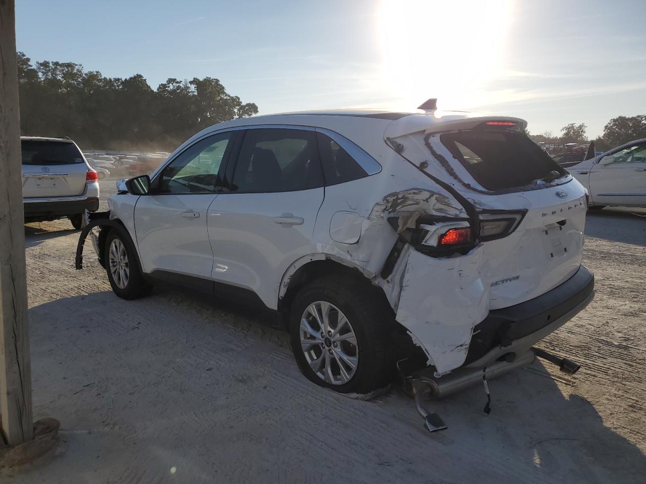 2023 Ford Escape Active - Фото 2
