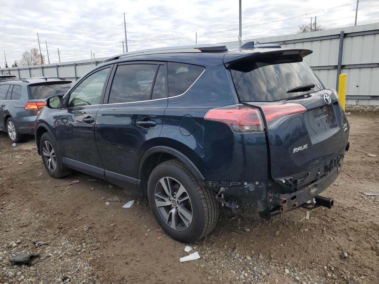 2017 Toyota Rav4 Xle - Фото 2