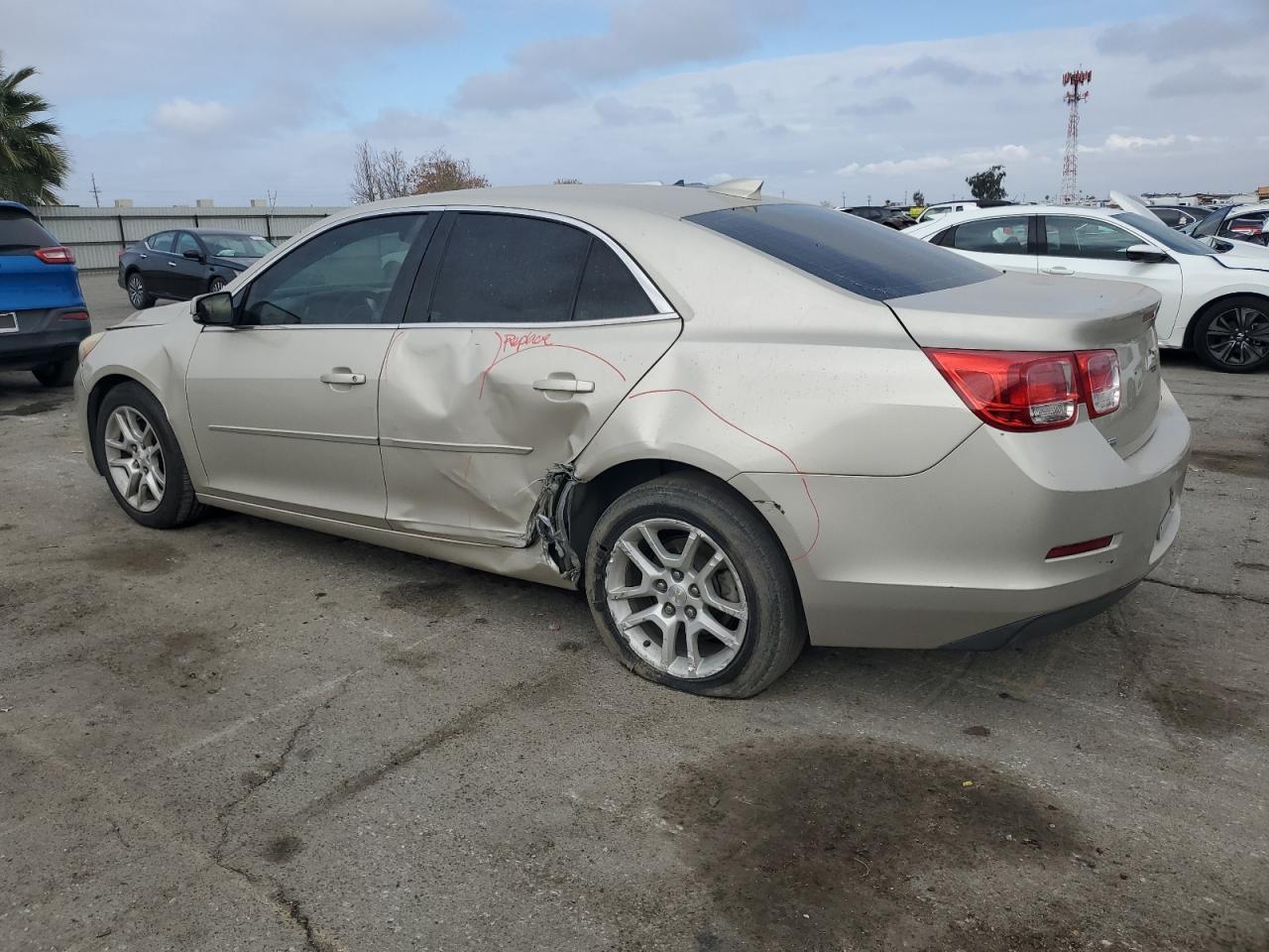2015 Chevrolet Malibu 1Lt - Фото 2