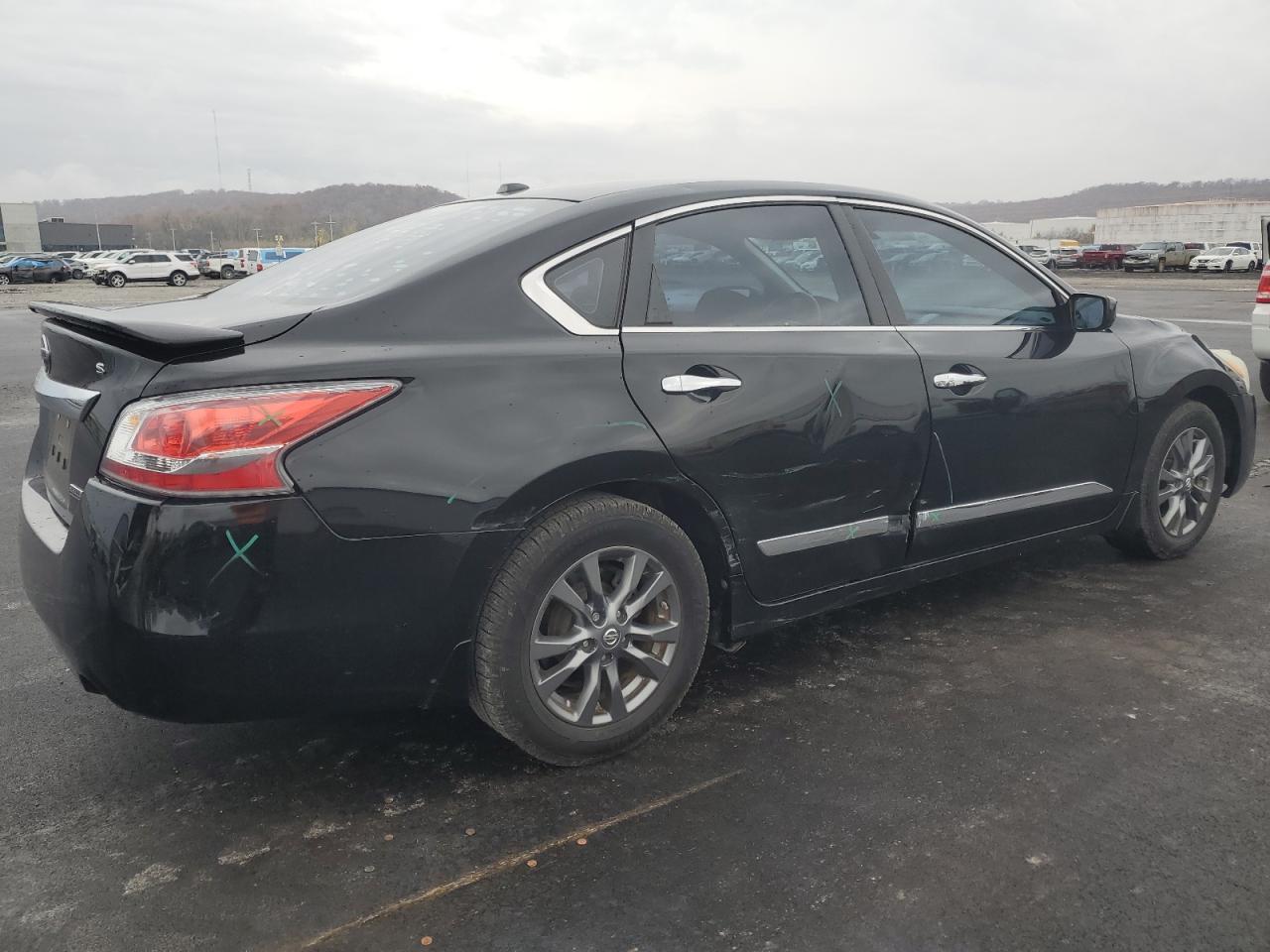 2015 Nissan Altima 2.5 - Image 3