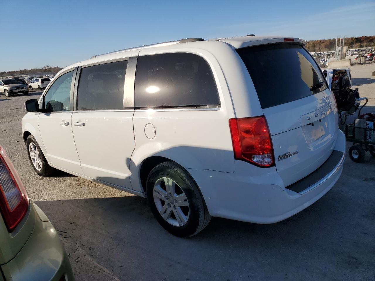 2018 Dodge Grand Caravan Sxt - Фото 2