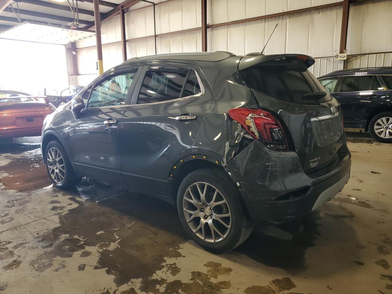 2018 Buick Encore Sport Touring - Фото 2