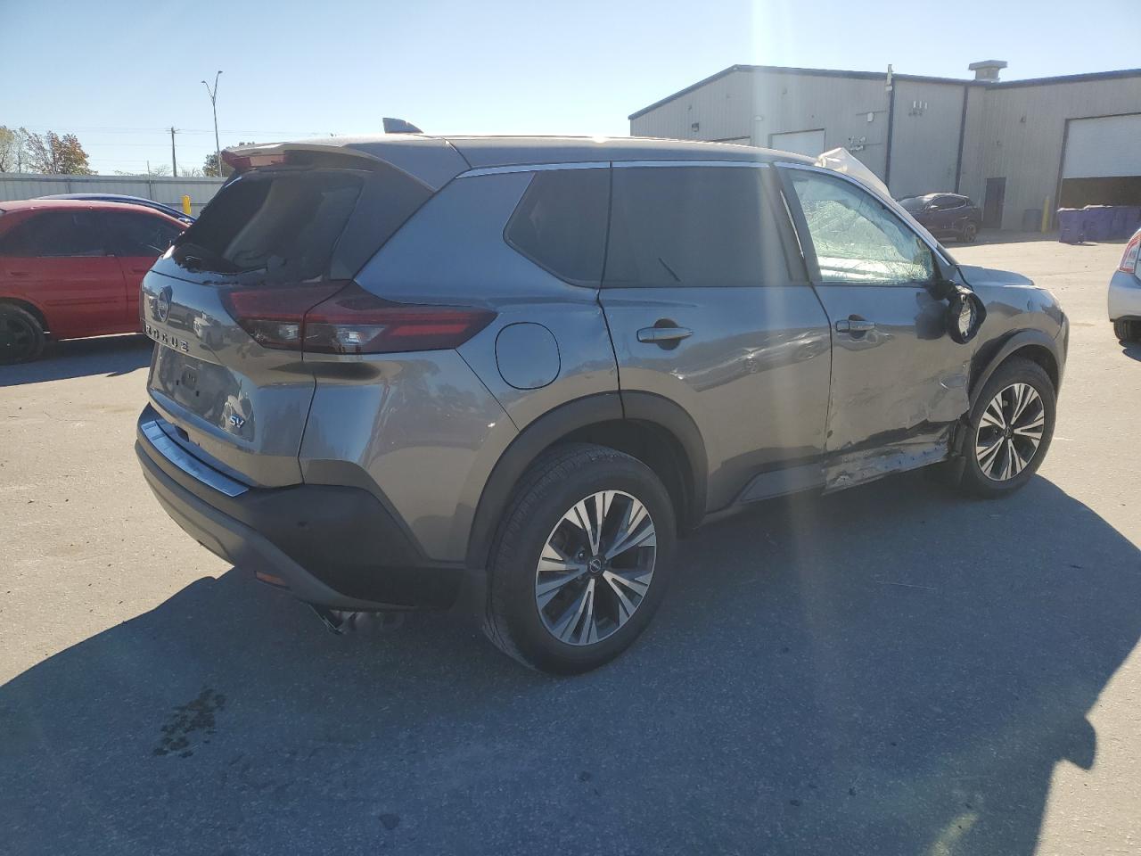 2023 Nissan Rogue Sv - Фото 3