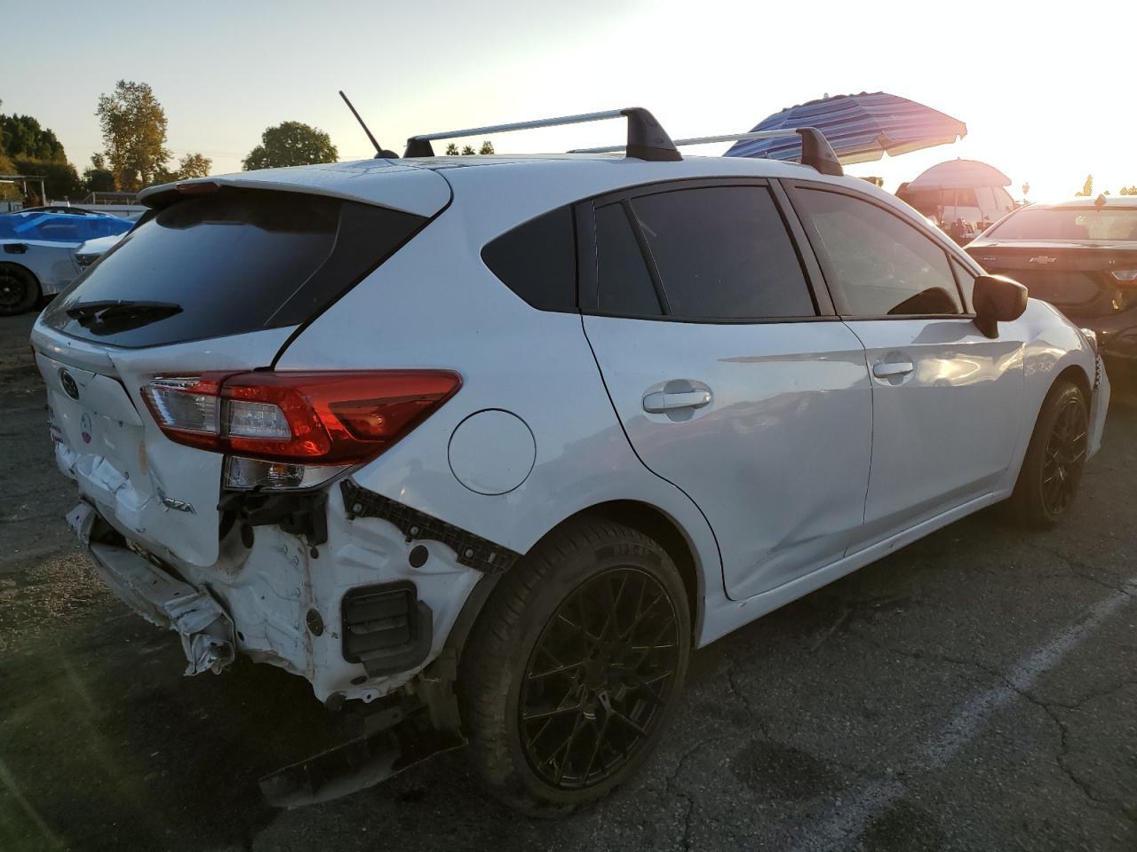 2018 Subaru Impreza - Фото 3