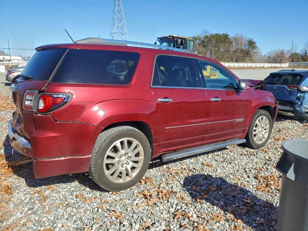 2015 GMC Acadia Denali - Image 3