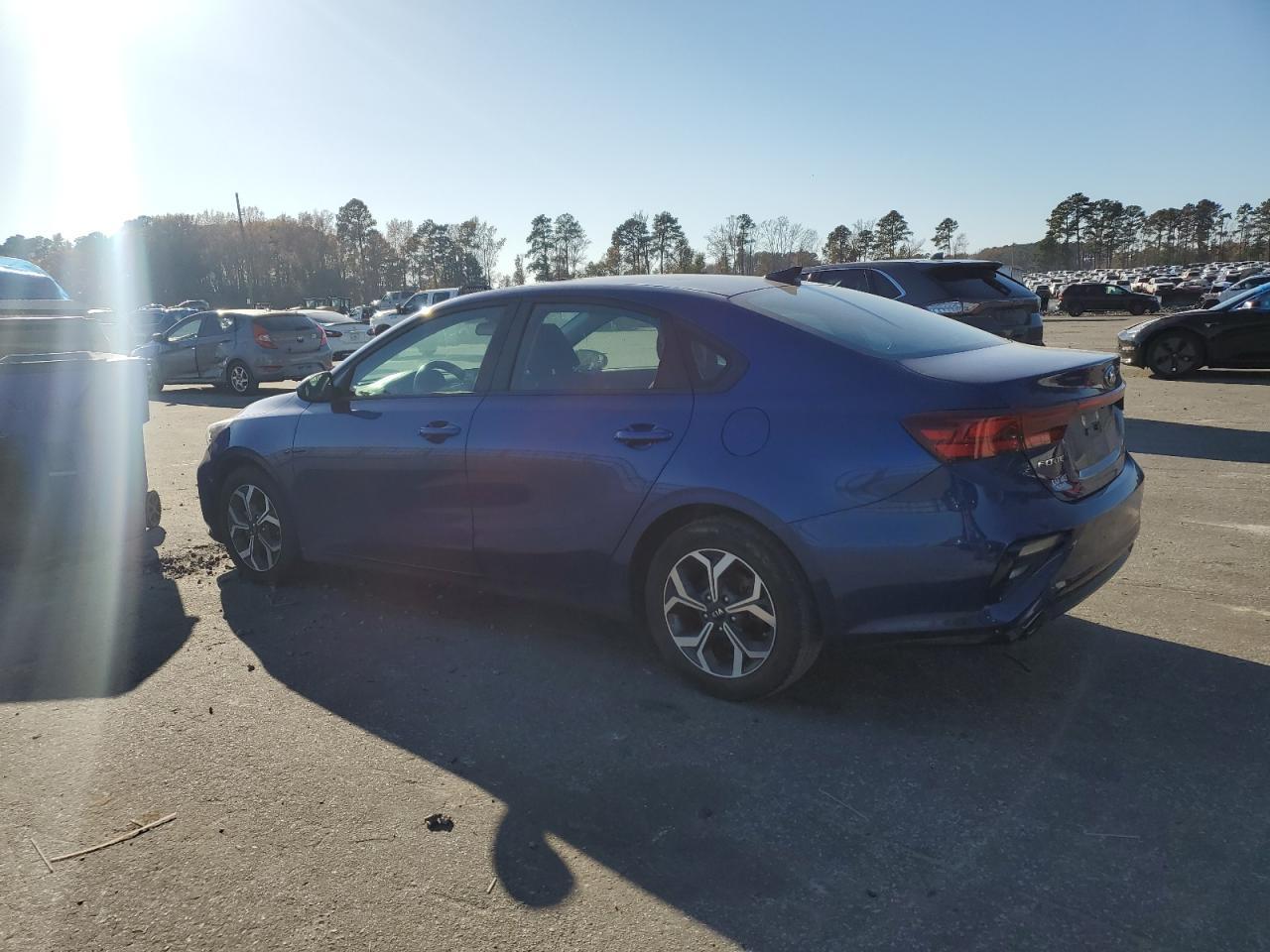 2021 Kia Forte Fe - Фото 2