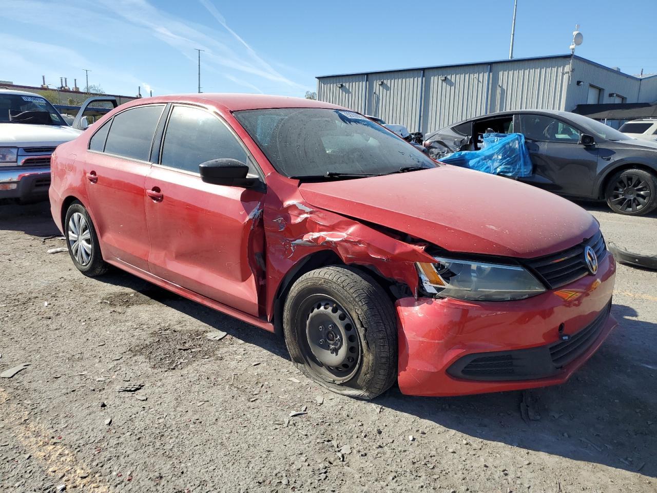 2014 Volkswagen Jetta Base - Image 4