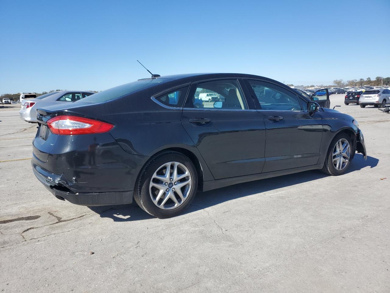 2015 Ford Fusion Se - Фото 3