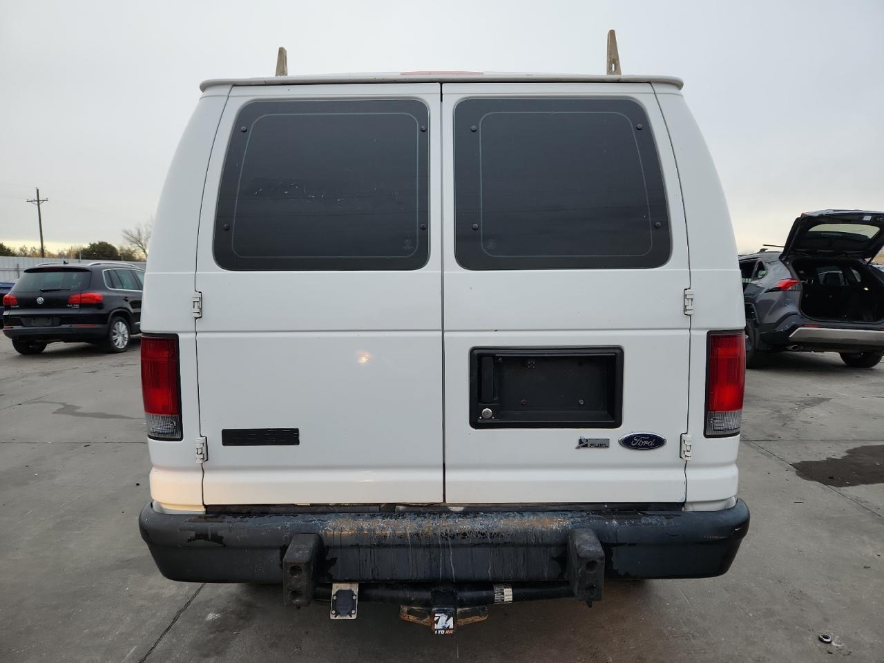 2012 Ford Econoline E250 Van - Image 6