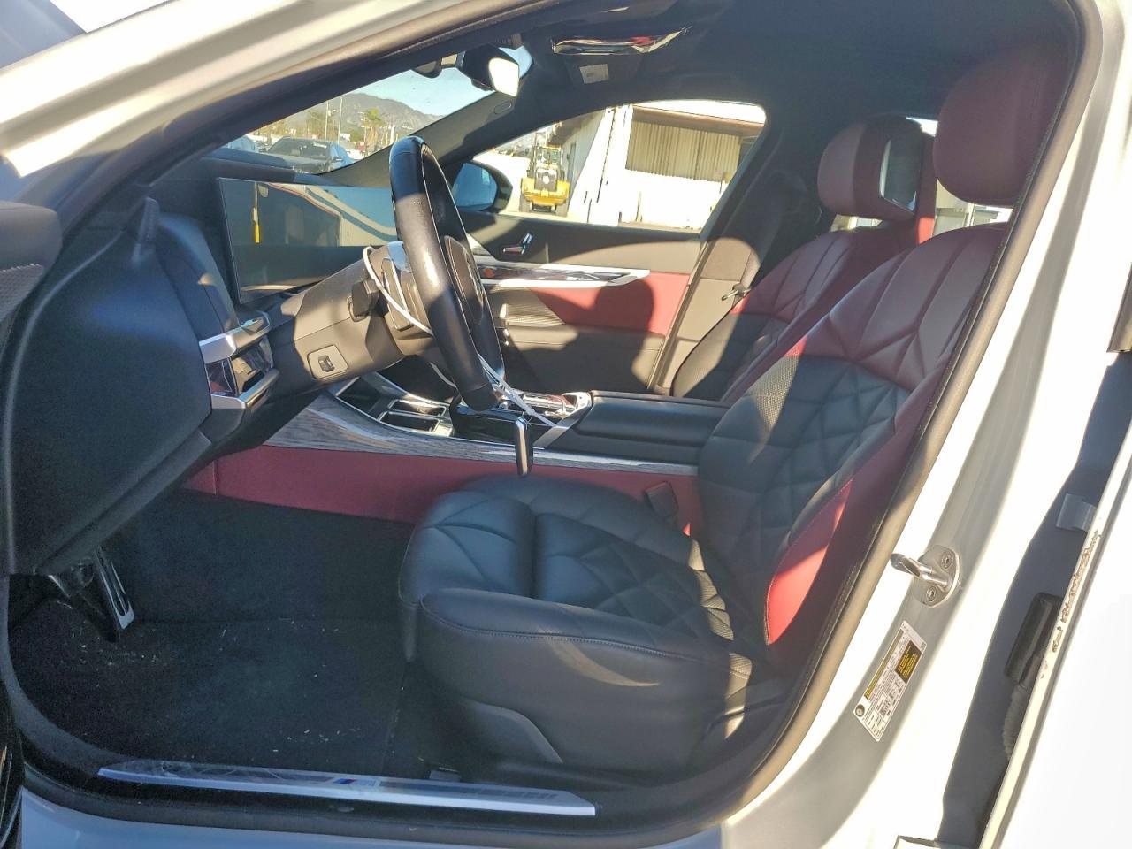 2024 BMW 740 I - Image 7