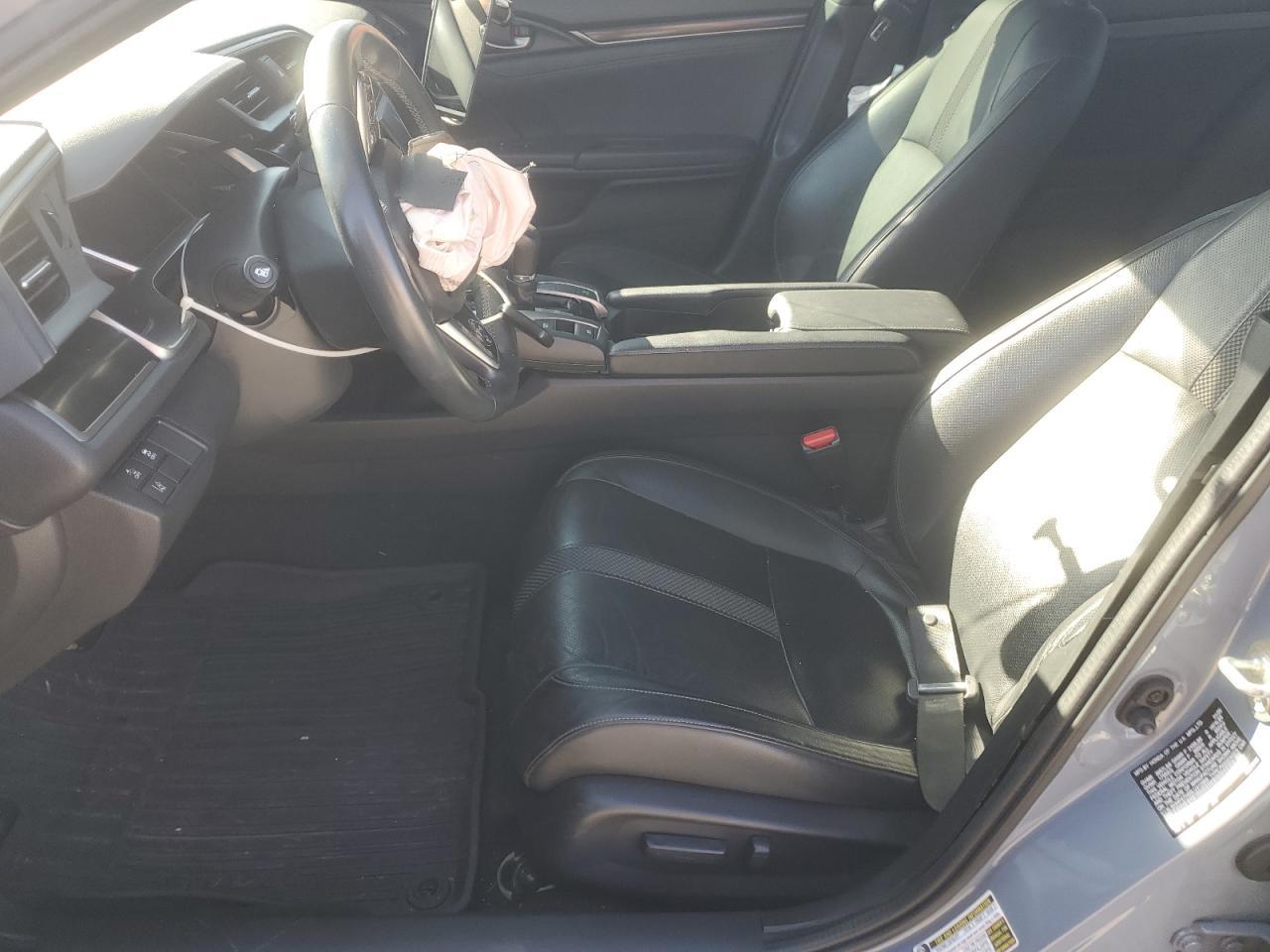 2020 Honda Civic Sport Touring - Image 7