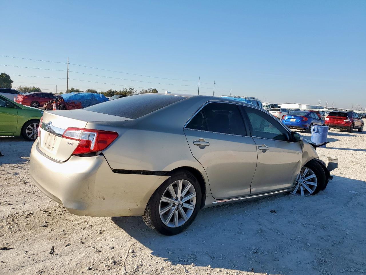 2014 Toyota Camry Se - Фото 3
