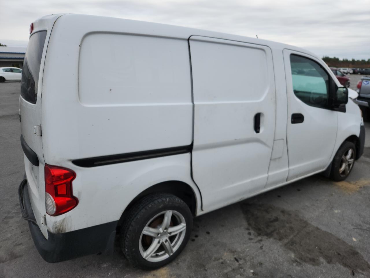 2014 Niss Nv200 2.5S - Фото 3