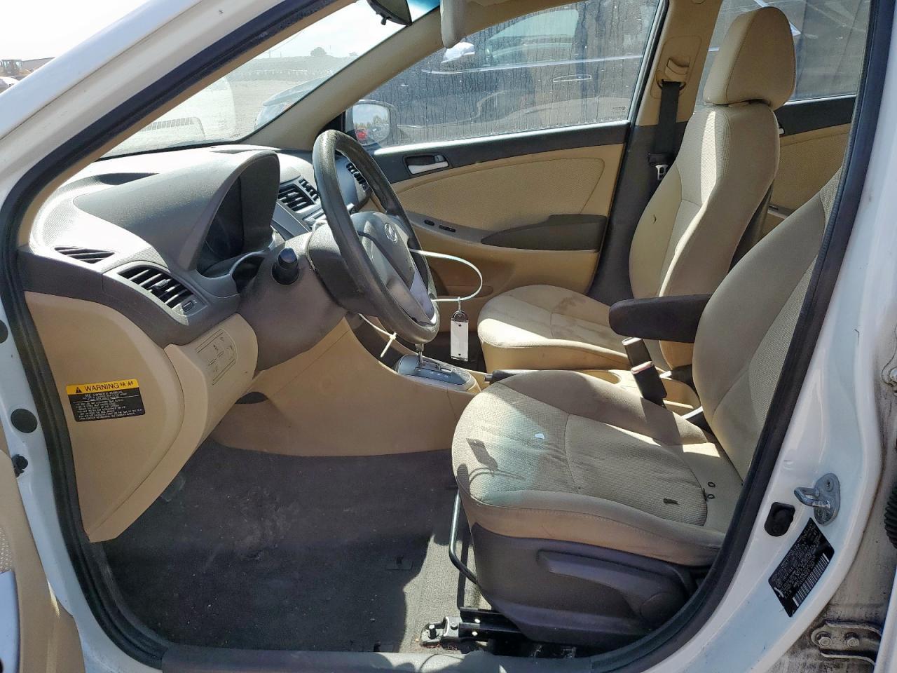 2013 Hyundai Accent Gls - Фото 7