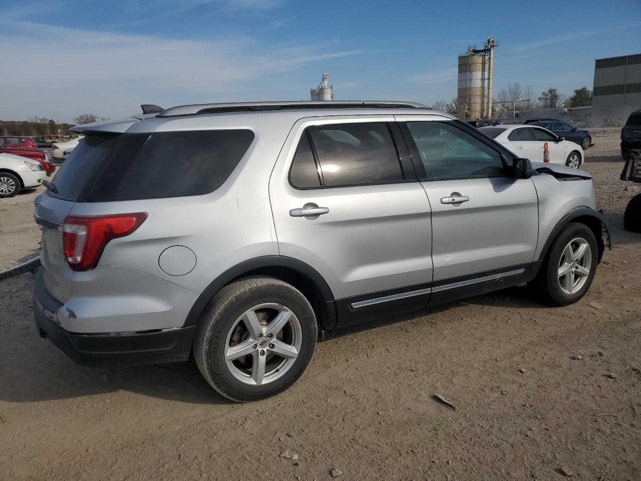 2018 Ford Explorer Xlt - Image 3
