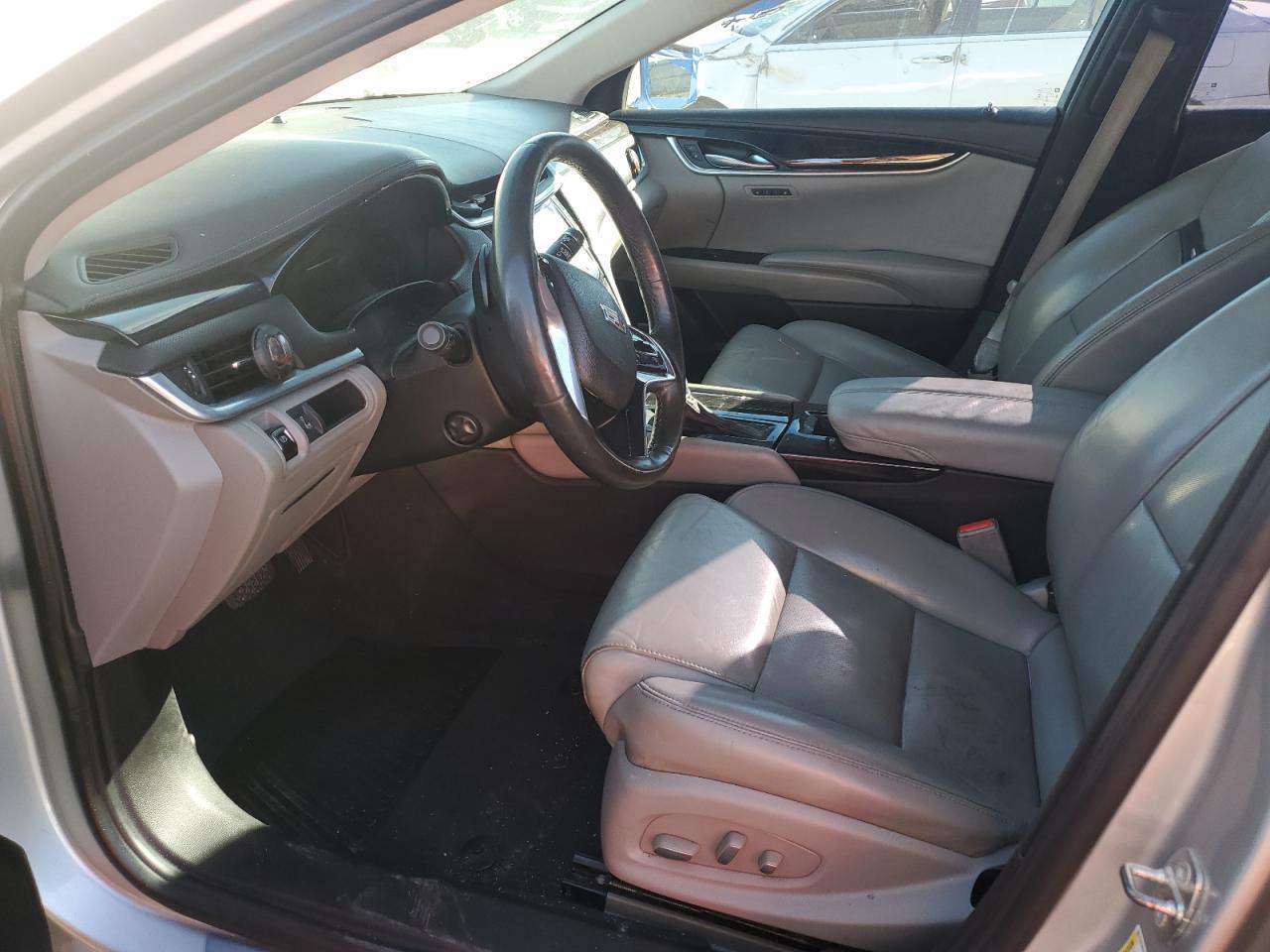 2016 Cadillac Xts Luxury Collection - Image 7