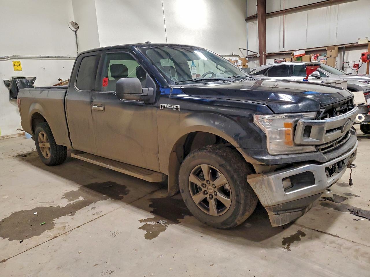 2018 Ford F150 Super Cab - Фото 4