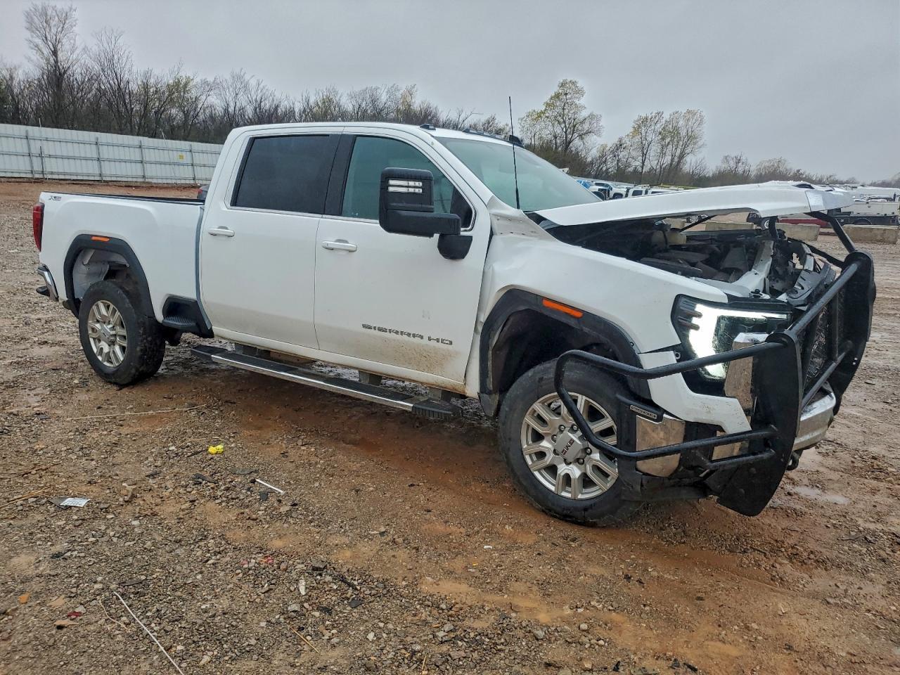 2024 GMC Sierra K2500 Sle - Image 4