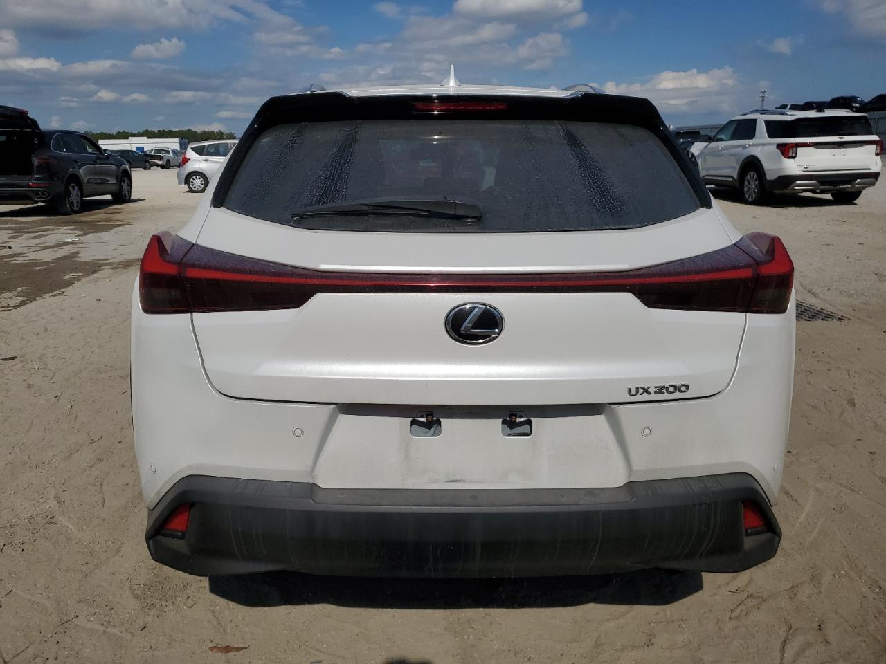 2021 Lexus Ux 200 - Image 6
