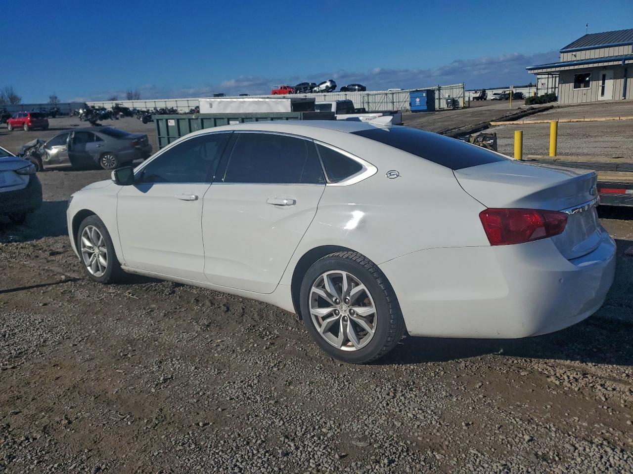 2016 Chevrolet Impala Lt - Фото 2